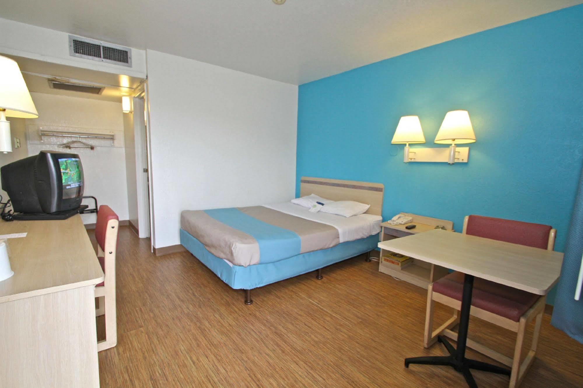 Motel 6-Sandston, Va - Richmond, Va Exteriér fotografie