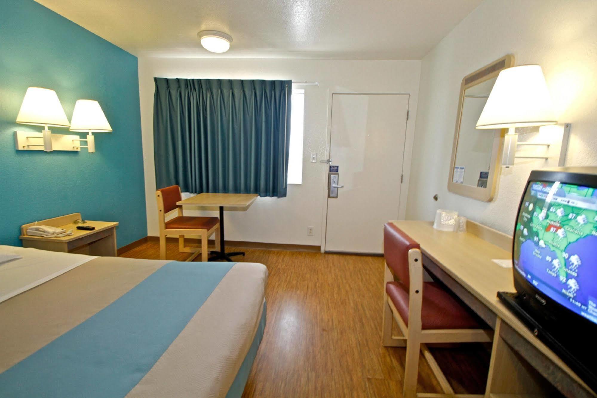 Motel 6-Sandston, Va - Richmond, Va Exteriér fotografie